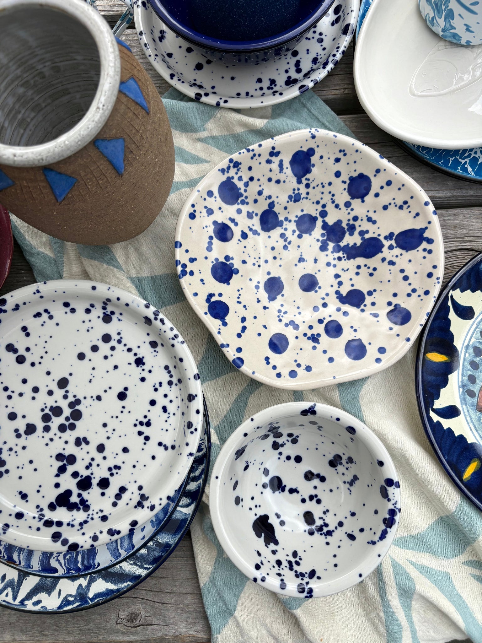 Mixed Set of Splatter Dishes