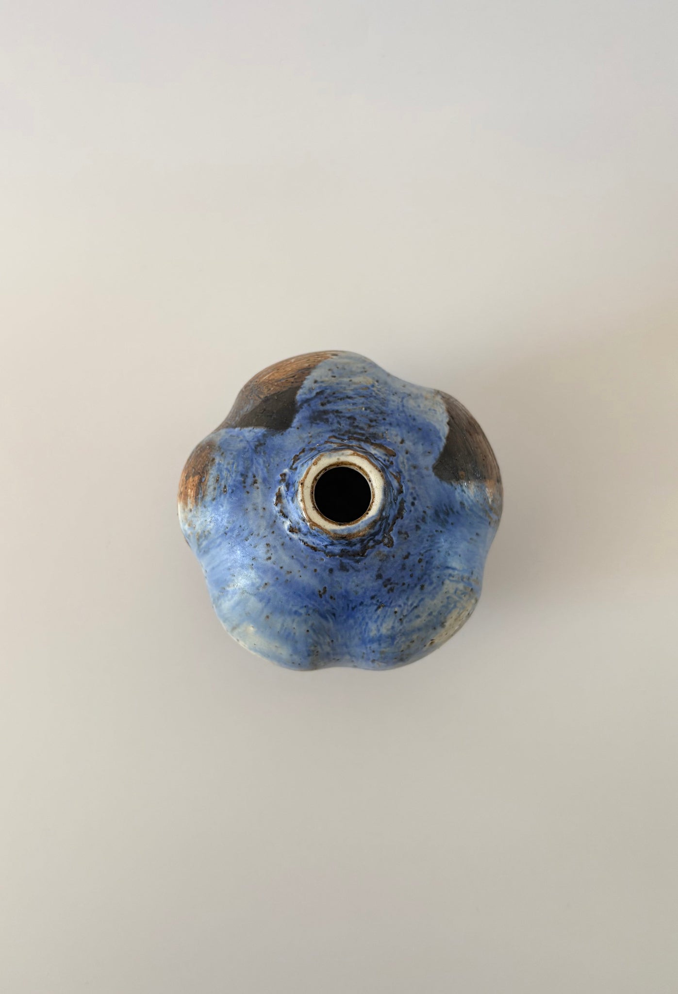 Pod Shaped Studio Vase