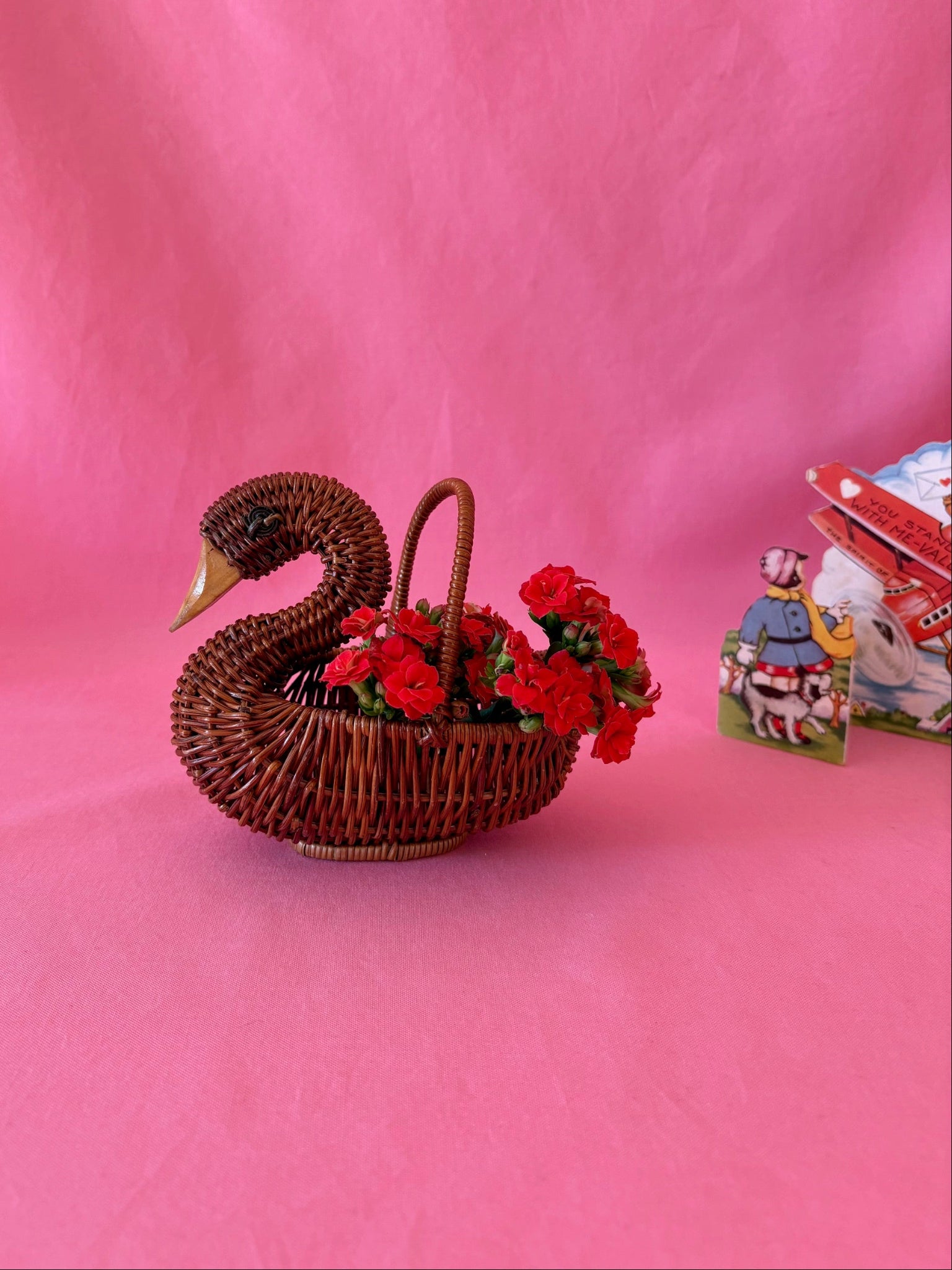 Miniature Swan Basket