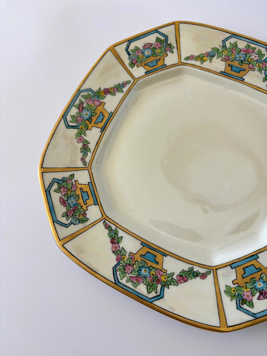 B & Co Limoges Plate with Flower Baskets
