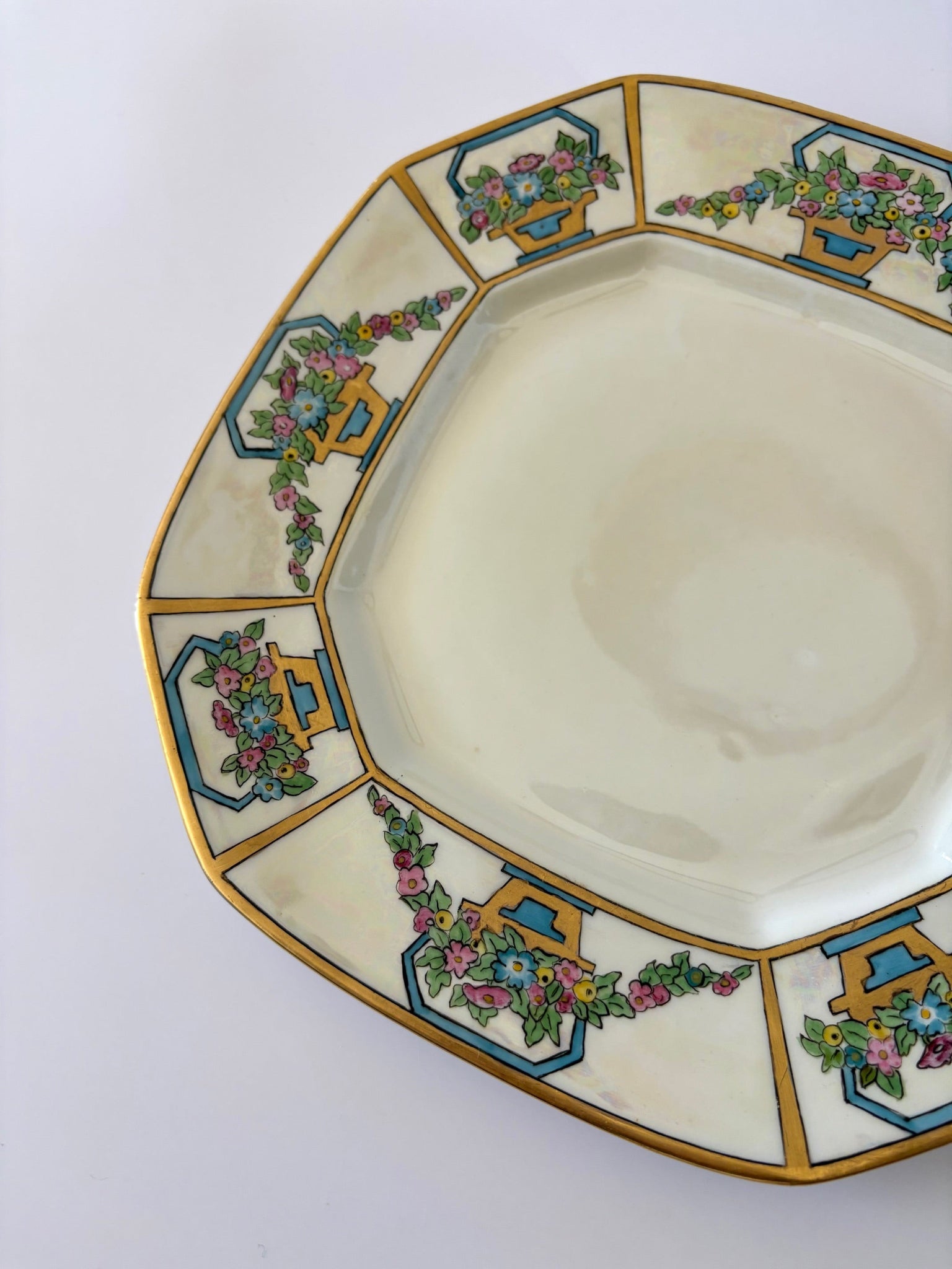 B & Co Limoges Plate with Flower Baskets