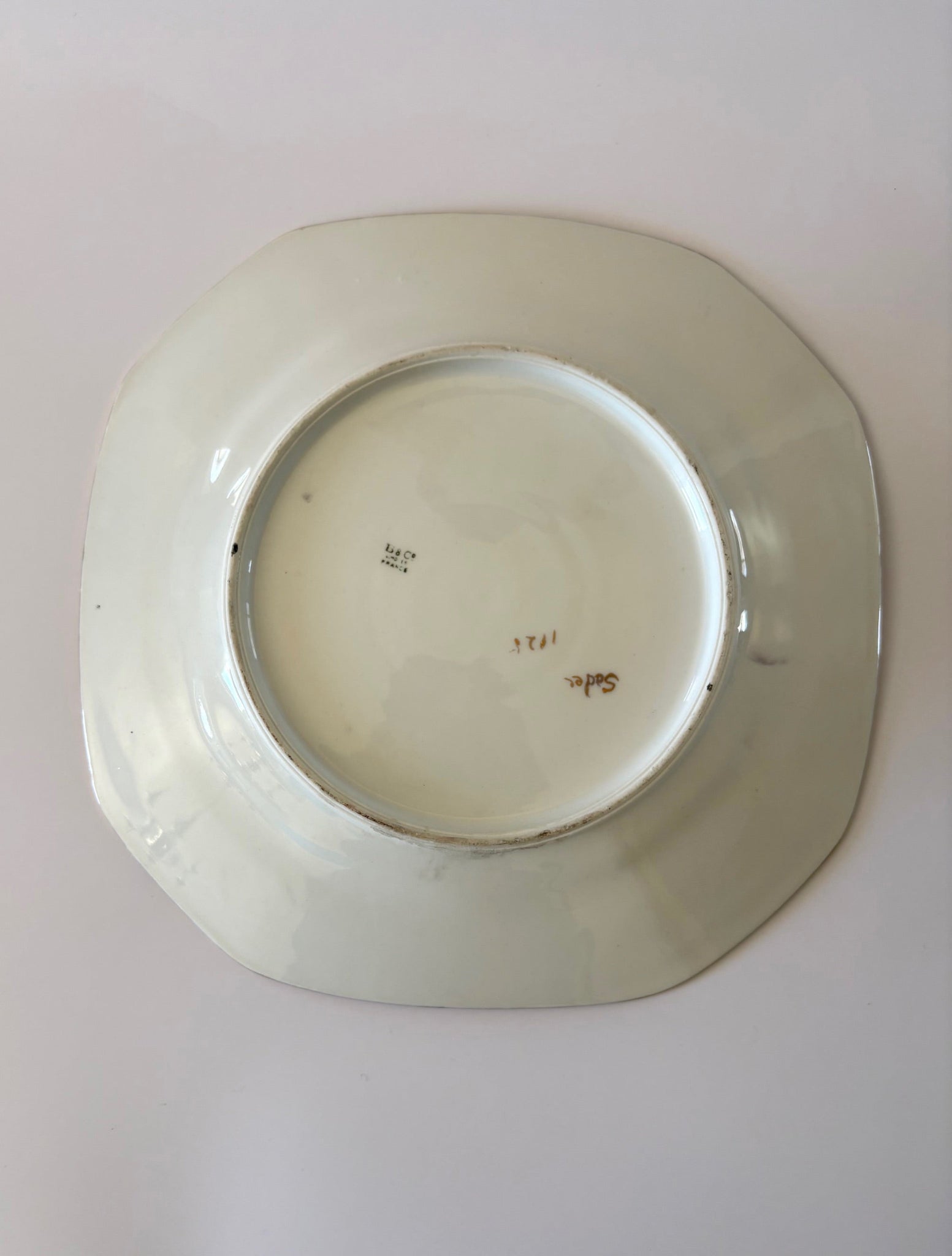 B & Co Limoges Plate with Flower Baskets