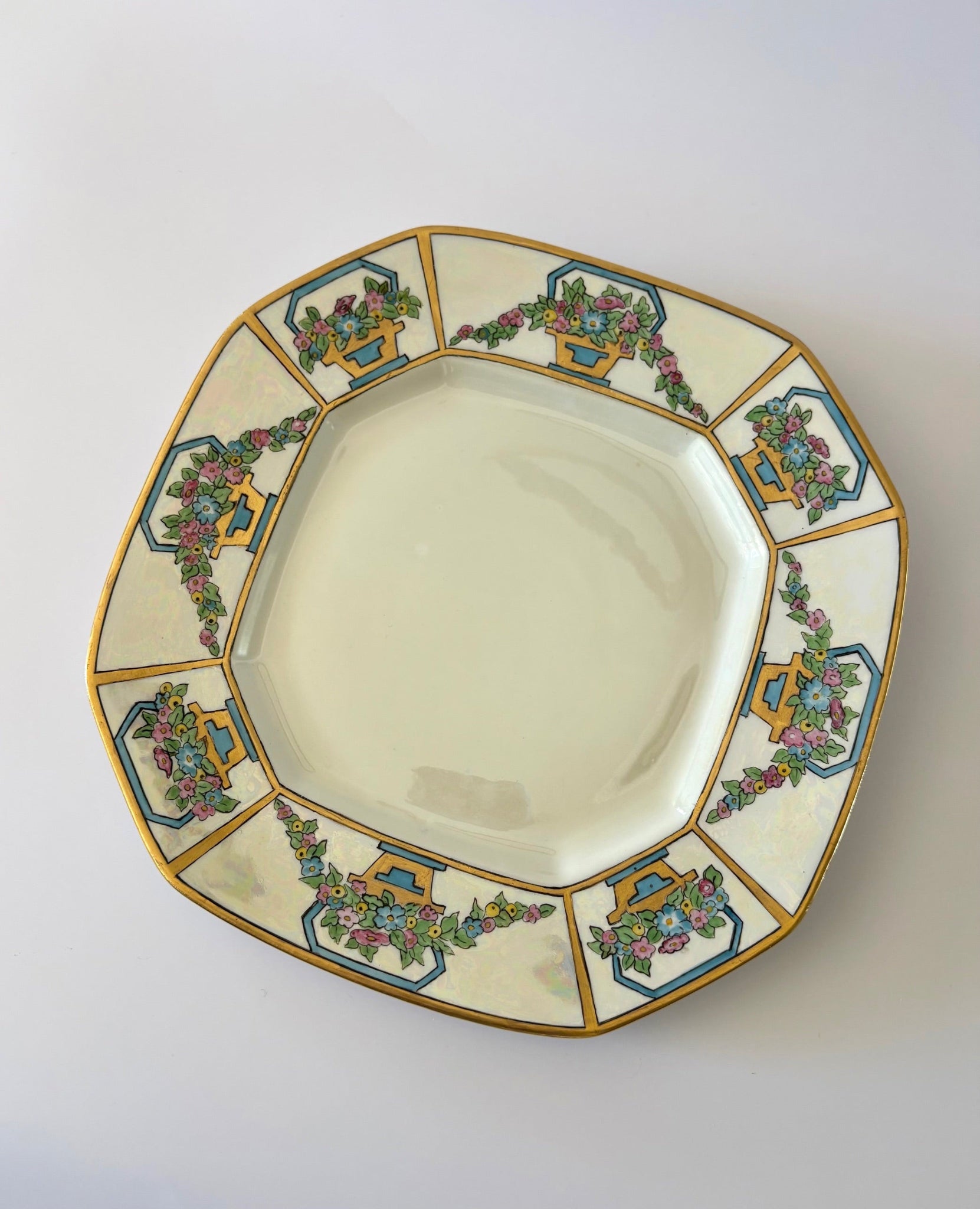 B & Co Limoges Plate with Flower Baskets