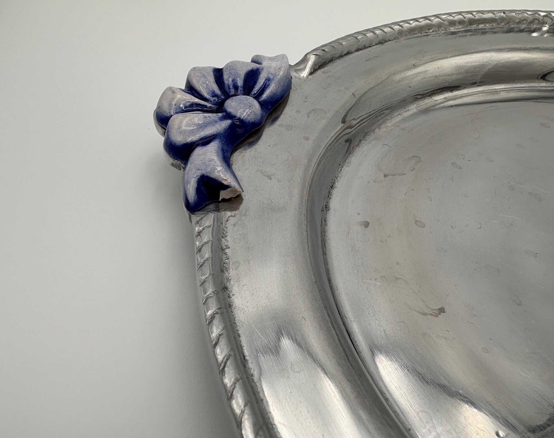 Vintage Platter with Bows