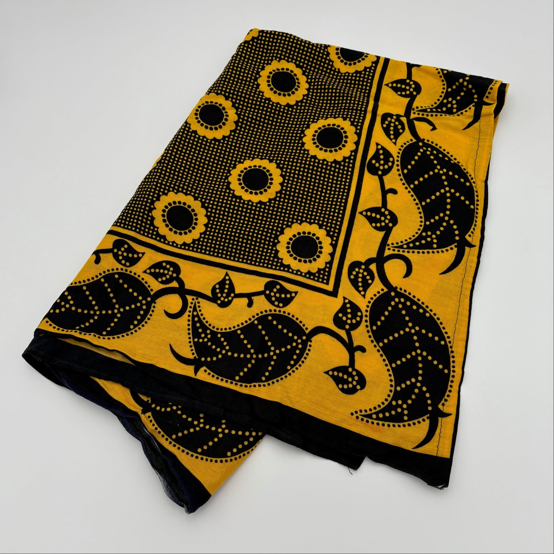Yellow and Black Daisy Sarong