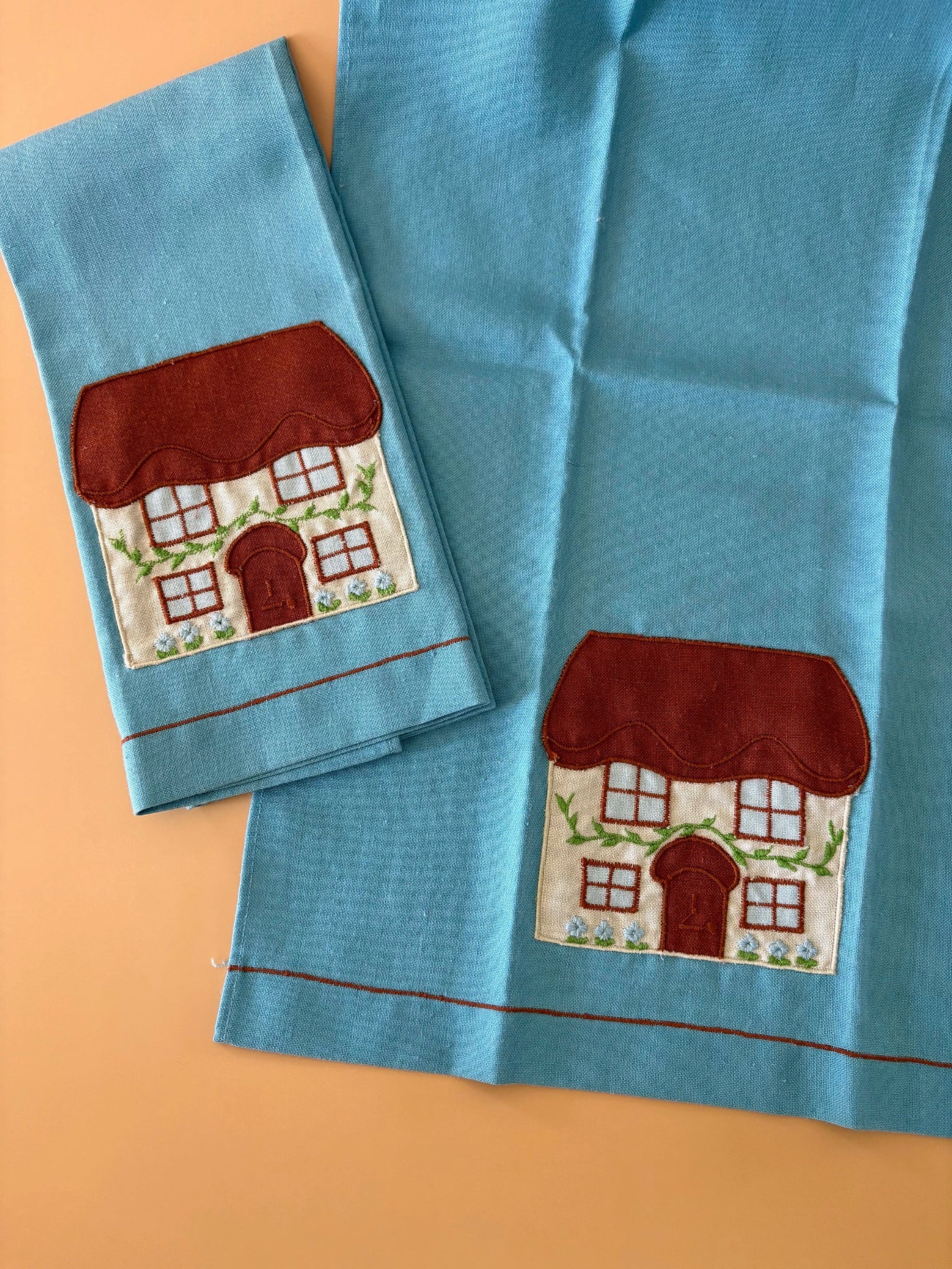 Vintage Cottage Tea Towels