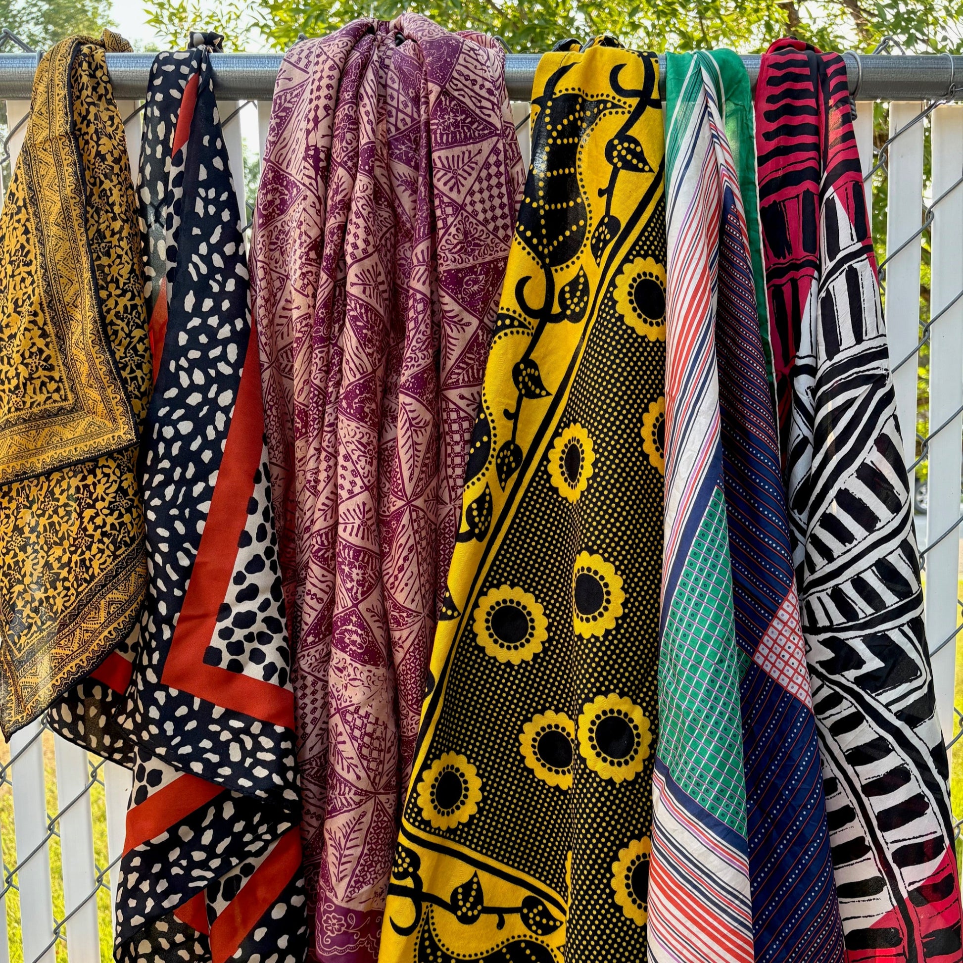 Yellow and Black Daisy Sarong