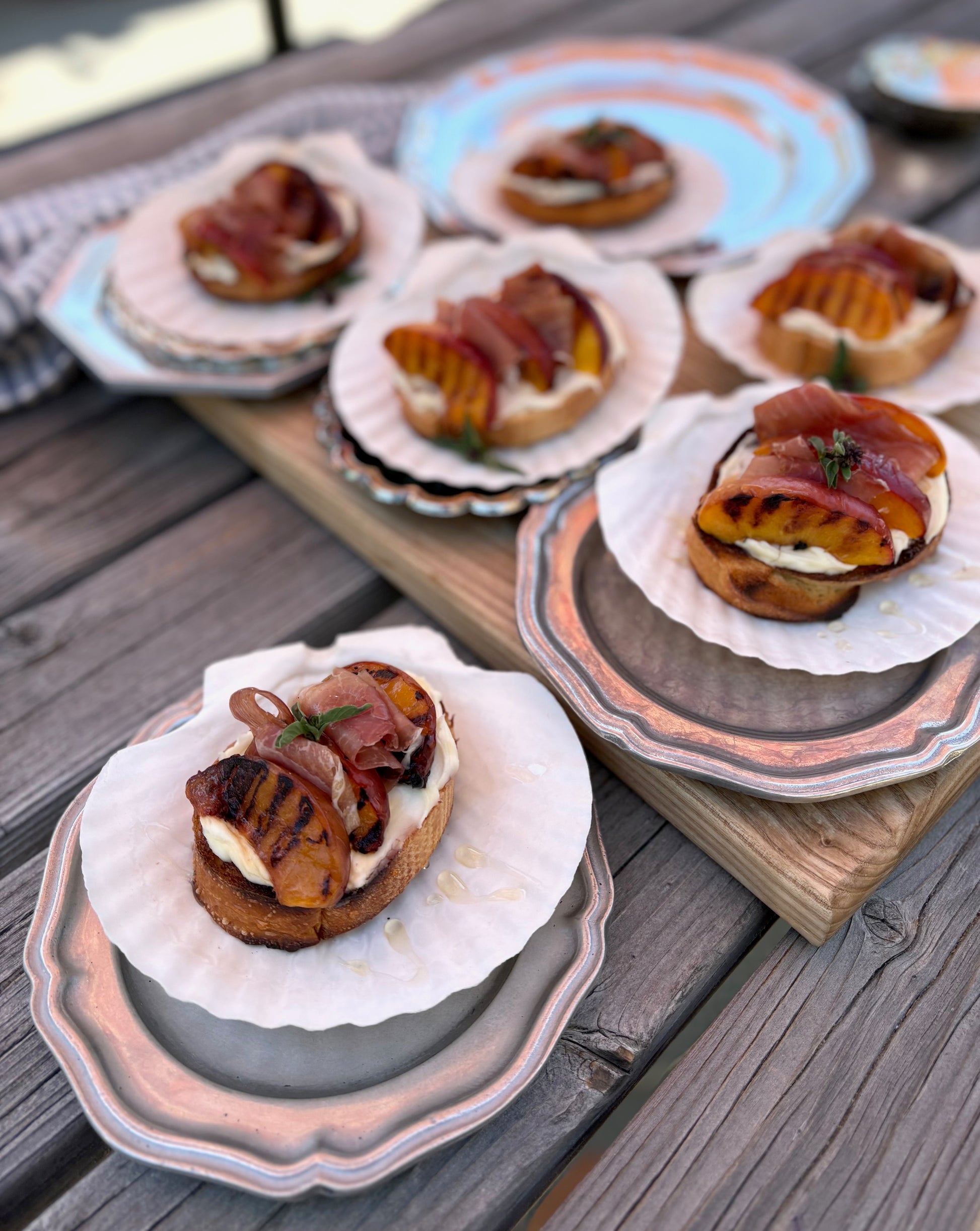 Vintage Seashell Appetizer Plates