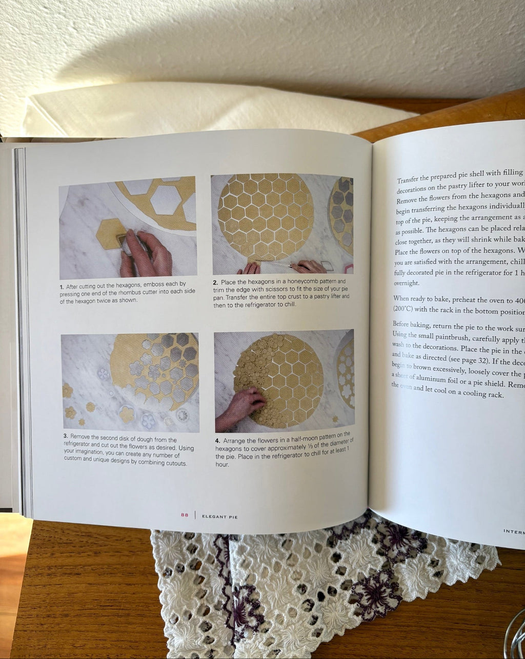 Elegant Pie, by Karin Pfeiff-Boschek