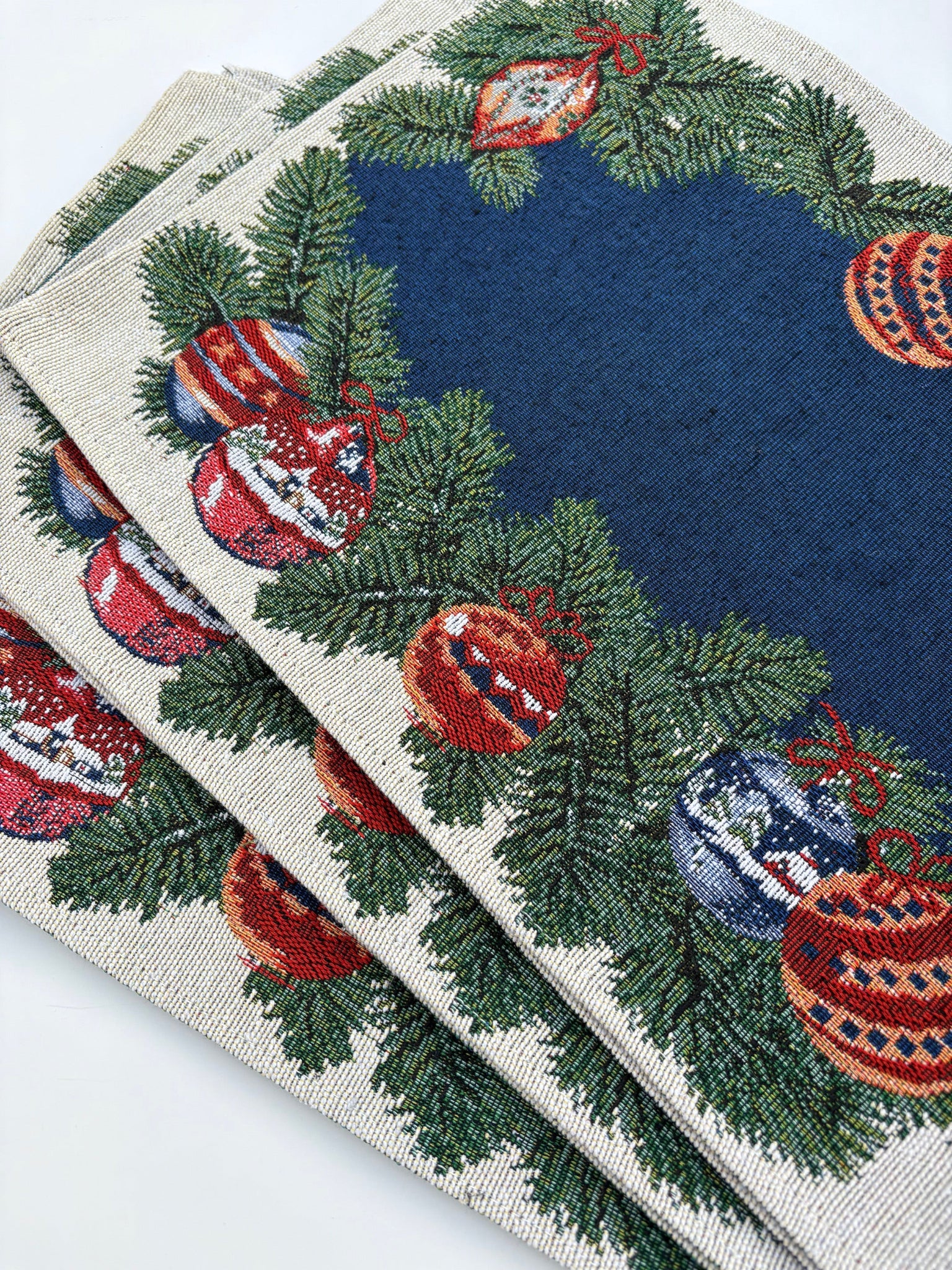 Set of 6 Holiday Placemats