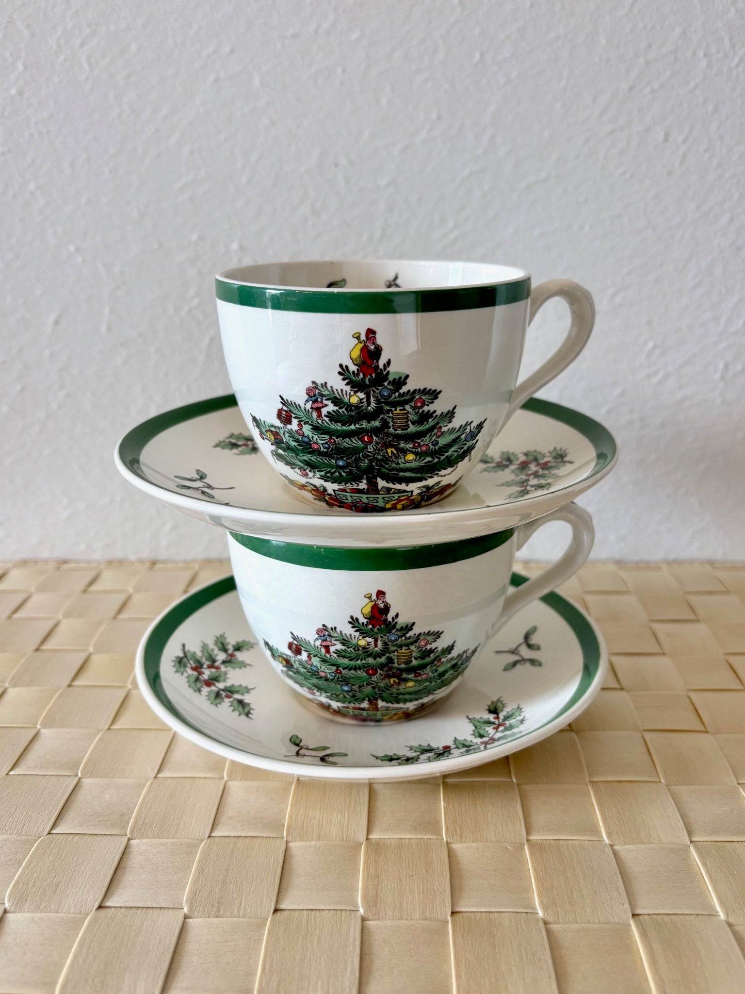 Christmas Tea Cups and Saucers