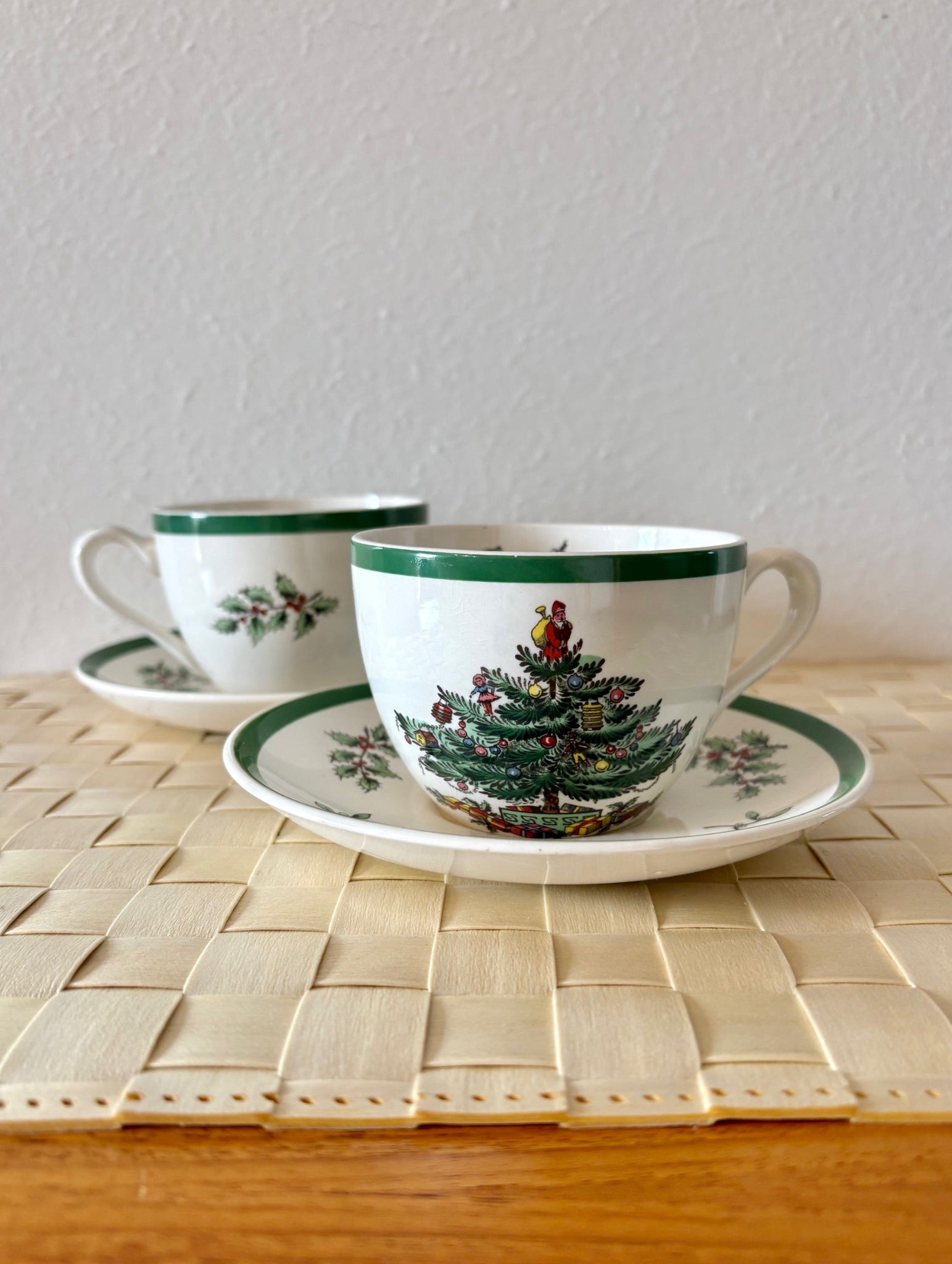 Christmas Tea Cups and Saucers