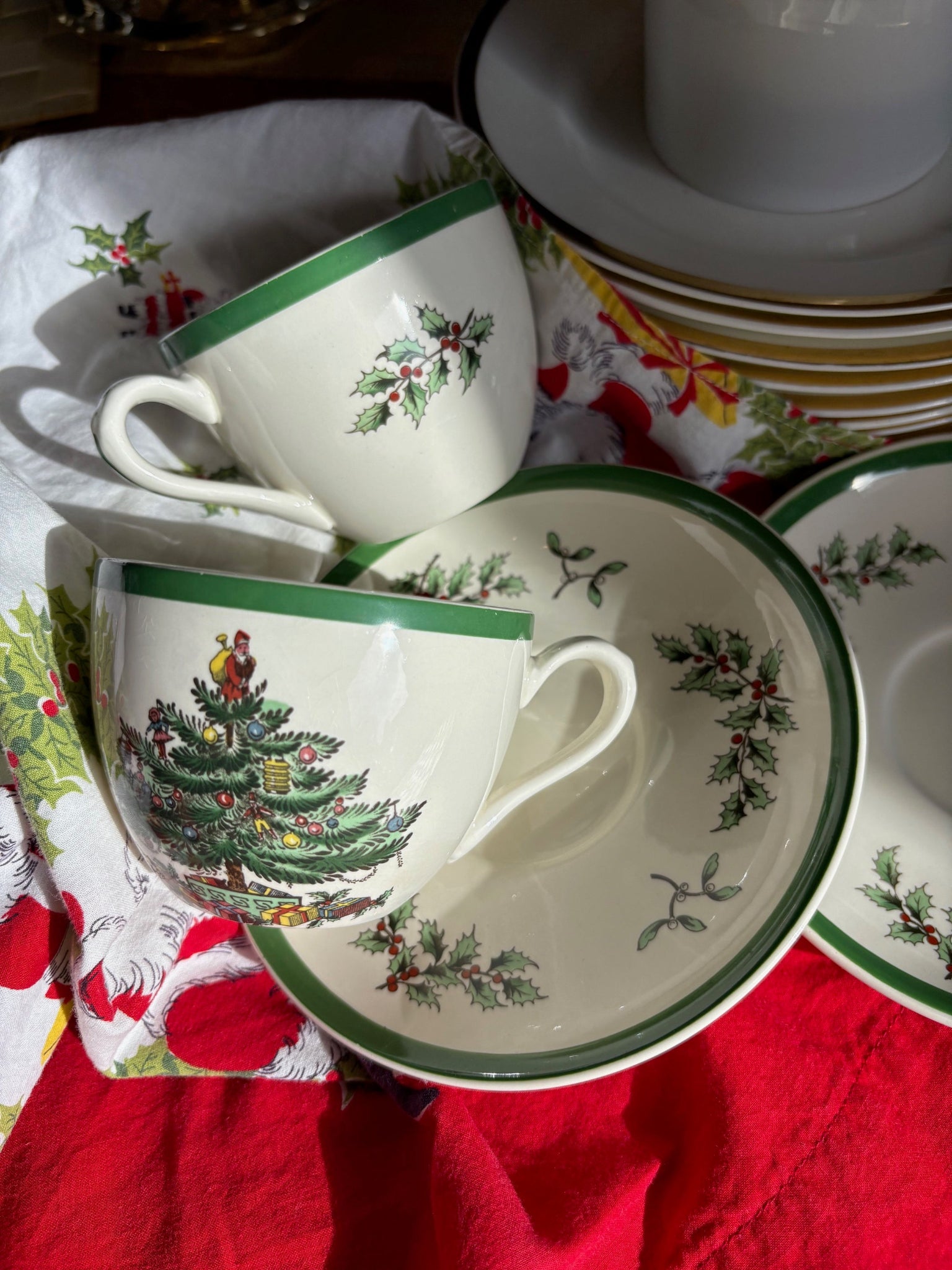 Christmas Tea Cups and Saucers